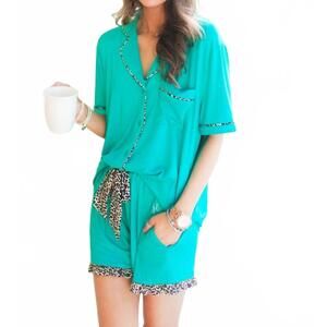 NEW JESS LEA loungewear short set in leopard